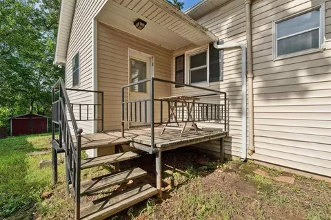 Exterior - 722 E 2nd St, Chandler, OK 74834 photo 7 of 10