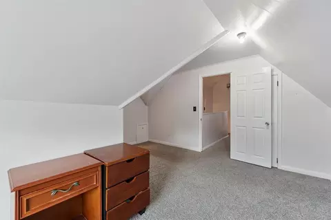 Bedroom - 722 E 2nd St, Chandler, OK 74834 photo 6 of 9