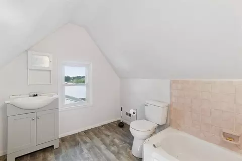 Bath - 722 E 2nd St, Chandler, OK 74834 photo 1 of 6