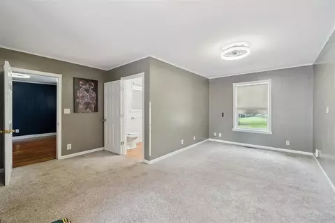 Bedroom - 722 E 2nd St, Chandler, OK 74834 photo 3 of 9