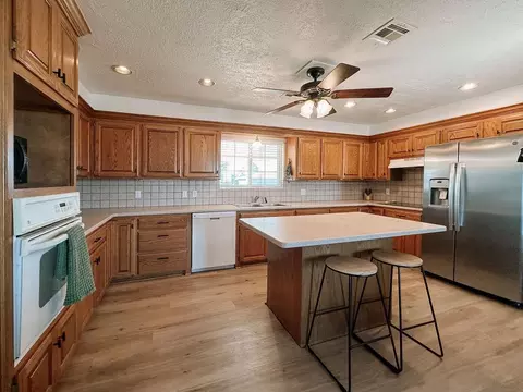 619 N Marion Ave, Hinton, OK 73047 photo 22