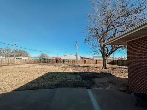 619 N Marion Ave, Hinton, OK 73047 photo 30