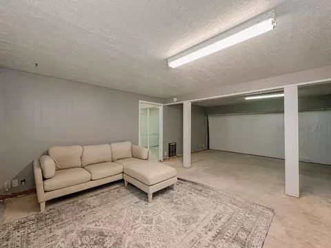 619 N Marion Ave, Hinton, OK 73047 photo 28