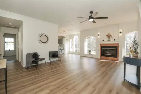 Living - 2004 N Timberview Dr, Edmond, OK 73013 photo 3 of 4