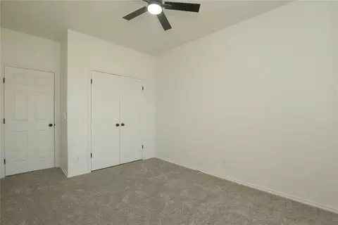 Bedroom - 2004 N Timberview Dr, Edmond, OK 73013 photo 9 of 9