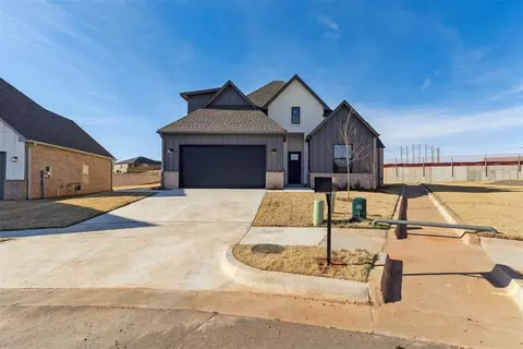 6000 Frankie Lynn Ln, Edmond, OK 73034