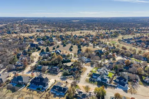 1200 Oak Tree Dr, Edmond, OK 73025