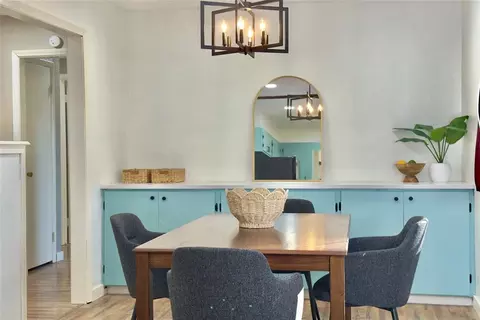 Dining - 513 N Bell Dr, Crescent, OK 73028 photo 4 of 4