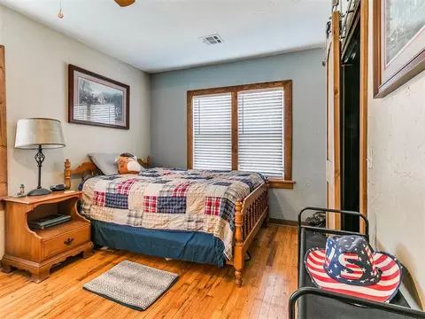 Bedroom - 45206 Fairview Rd, Tecumseh, OK 74873 photo 6 of 7