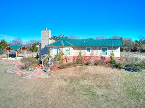Exterior - 45206 Fairview Rd, Tecumseh, OK 74873 photo 4 of 8