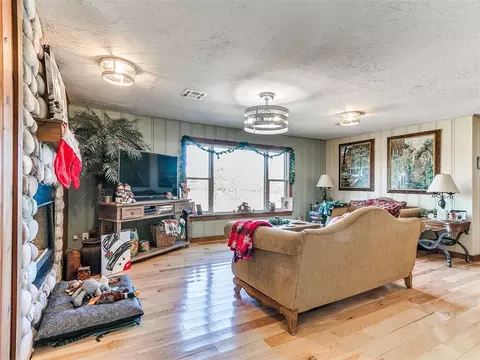 Living - 45206 Fairview Rd, Tecumseh, OK 74873 photo 1 of 5