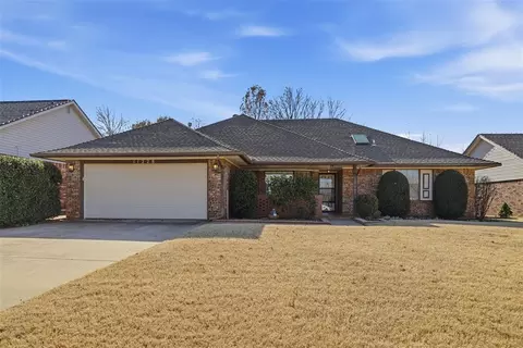 11228 NW 109th St, Yukon, OK 73099