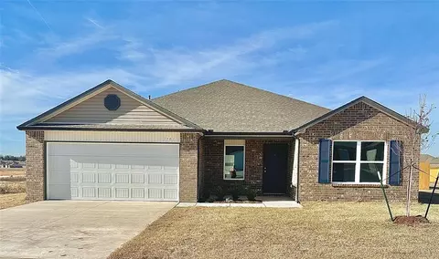 3881 Ada Ave, Harrah, OK 73045