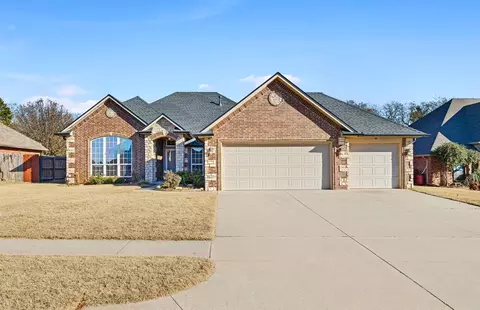 448 Highgrove Dr, Blanchard, OK 73010