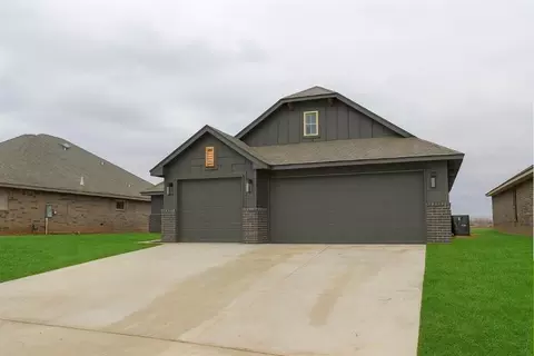 621 Honey Springs Ln, Shawnee, OK 74804