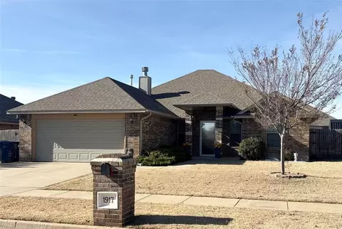 1917 Hebron Ct, Yukon, OK 73099