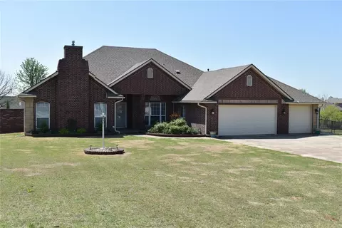 2297 Barrington Dr, Blanchard, OK 73010