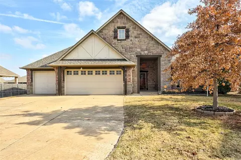 17300 Grey Hawk Ln, Edmond, OK 73012
