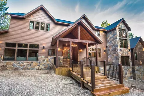 93 Sweet Weed Trl, Broken Bow, OK 74728