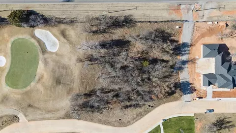 6133 Canopy Ln, Edmond, OK 73025