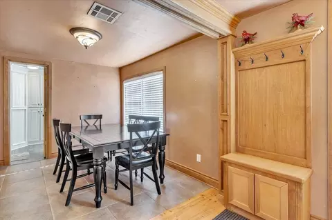 Entry Way - 402 E Main St, Stroud, OK 74079 photo 2 of 3