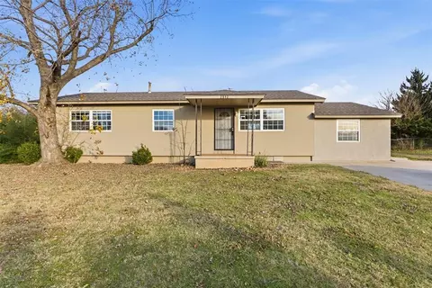 2512 Donna Ln, Spencer, OK 73084