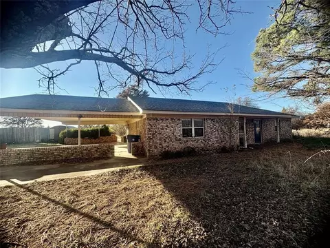 894 County Road 1485 Rd, Rush Springs, OK 73082
