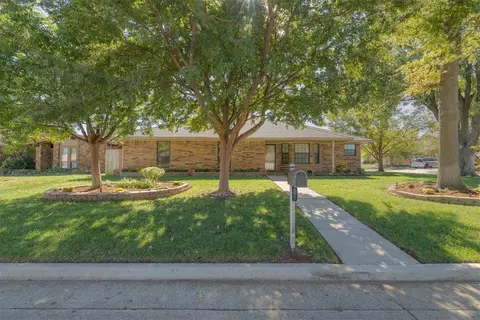 8324 NW 118th St, Oklahoma City, OK 73162