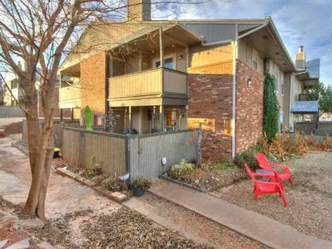 11401 Springhollow Rd #104, Oklahoma City, OK 73120