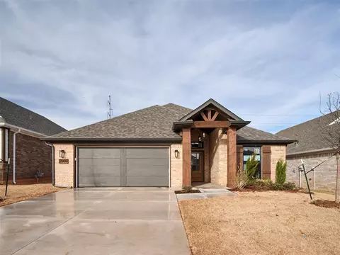 7909 NW 163rd St, Oklahoma City, OK 73013