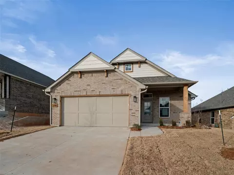 3710 Hardy Dr, Norman, OK 73069