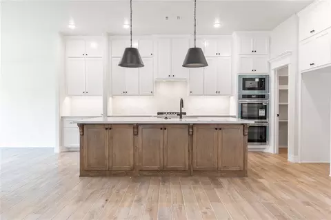 2232 NW 171st St, Edmond, OK 73012