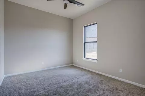 Bedroom - 1050 Colonial Ave, Tuttle, OK 73089 photo 2 of 6