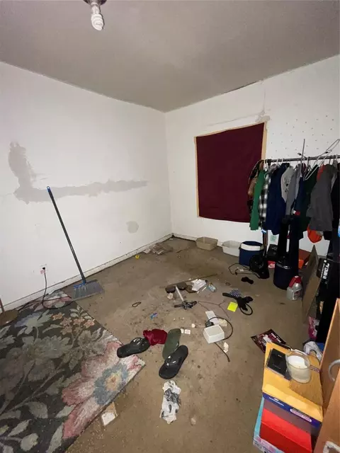 Bedroom - 917 E Vilas Ave, Guthrie, OK 73044 photo 1 of 3