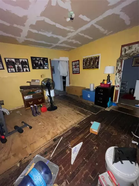 Entry Way - 917 E Vilas Ave, Guthrie, OK 73044 photo 1 of 2