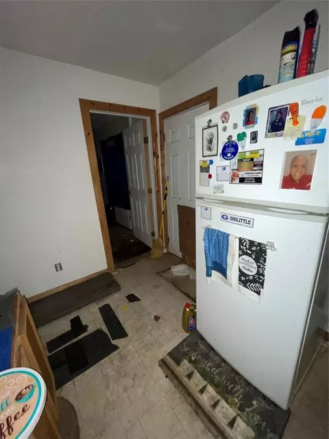 Entry Way - 917 E Vilas Ave, Guthrie, OK 73044 photo 2 of 2