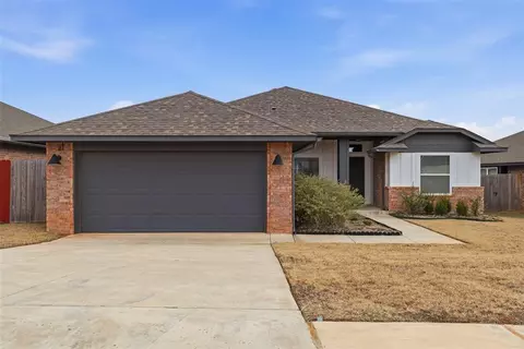 1108 Blackjack Creek Dr, Yukon, OK 73099