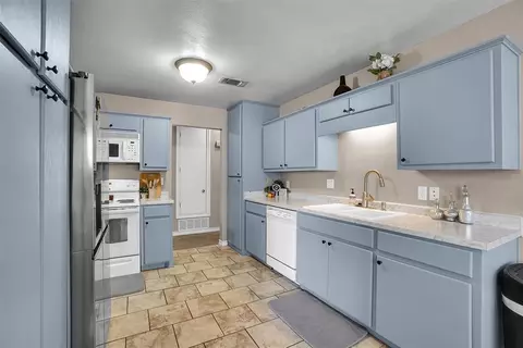 1209 Wendy Ln, Altus, OK 73521 photo 15