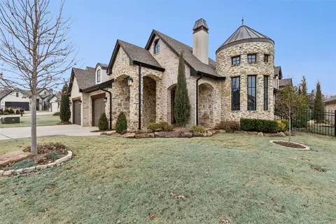 5541 Cottontail Ln, Edmond, OK 73025