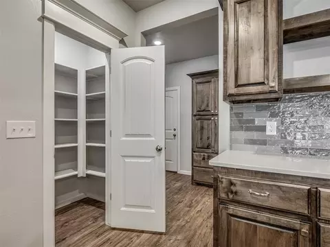 2029 Northfork Dr, Moore, OK 73160 photo 12