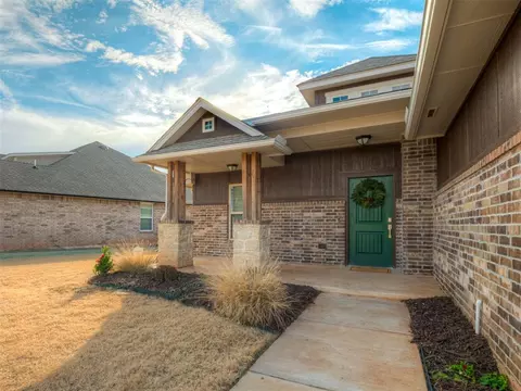2029 Northfork Dr, Moore, OK 73160 photo 3