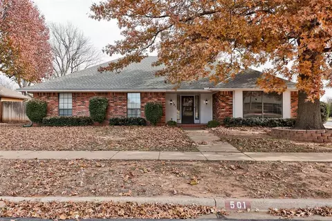 501 Quail Ridge Rd, Norman, OK 73072