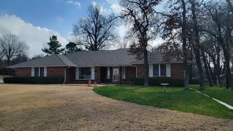 2012 Rolling Creek Rd, Edmond, OK 73034