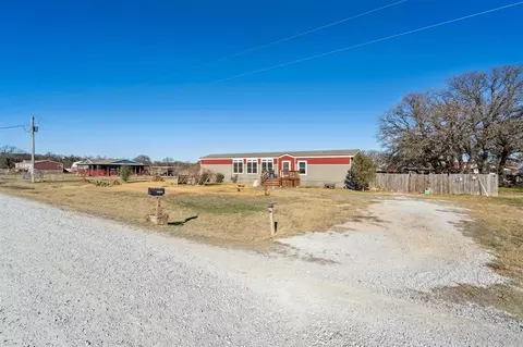 10964 Olive Tree Ln, Marietta, OK 73448