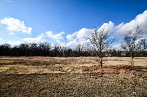 1940 Burning Tree, Norman, OK 73071