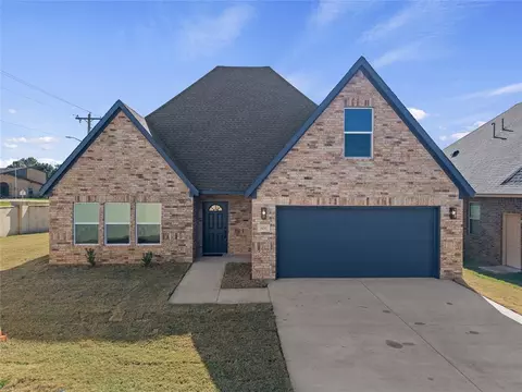 1006 Milan Ln, Kingfisher, OK 73750