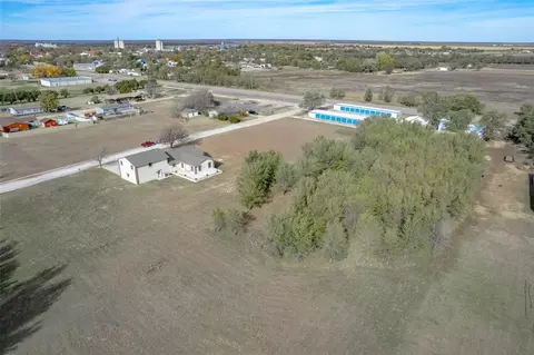 View/Area - 620 Rusty Wayne Dr, Mooreland, OK 73852 photo 4 of 5