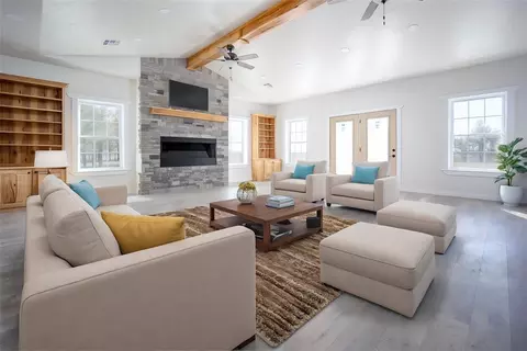 Living - 620 Rusty Wayne Dr, Mooreland, OK 73852 photo 1 of 5
