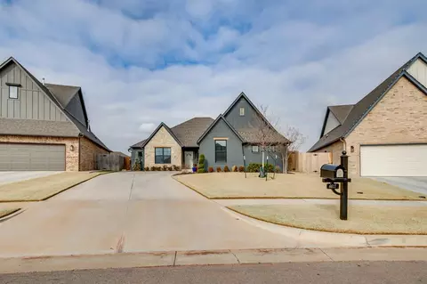 6617 NW 147th St, Oklahoma City, OK 73142