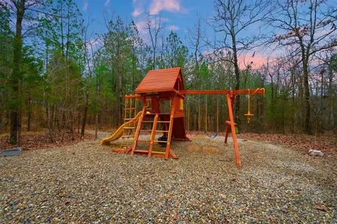 303 Whomping Willow Way, Broken Bow, OK 74728 photo 11